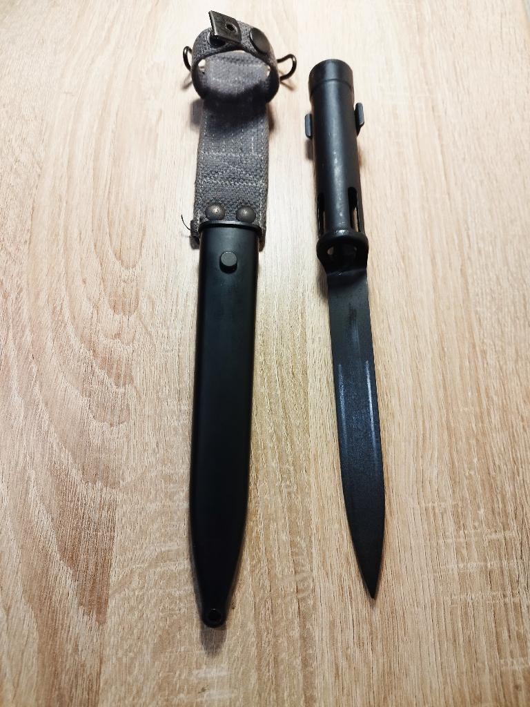 Baïonnette belge F.A.L. type C avec fourreau - 75€., Envoi, Autres