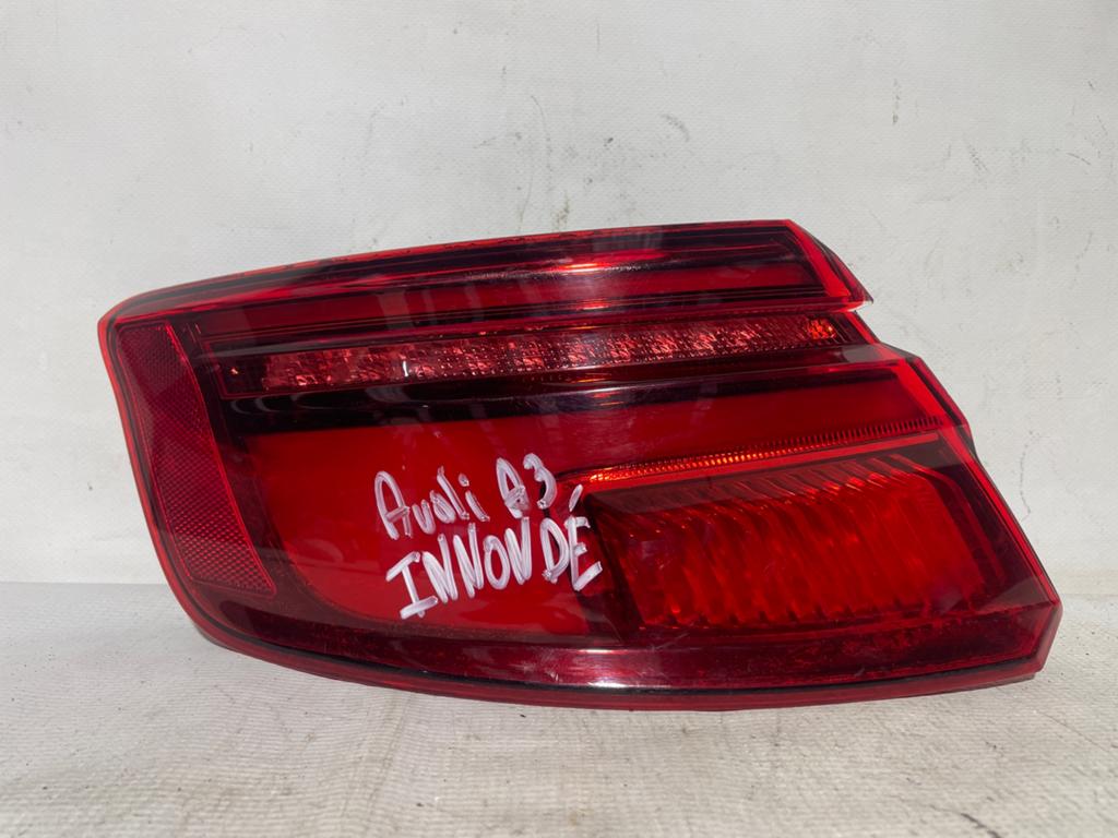 Feux arriere gauche INNONDE AUDI A3 8V4945091, Audi, Enlèvement, Utilisé