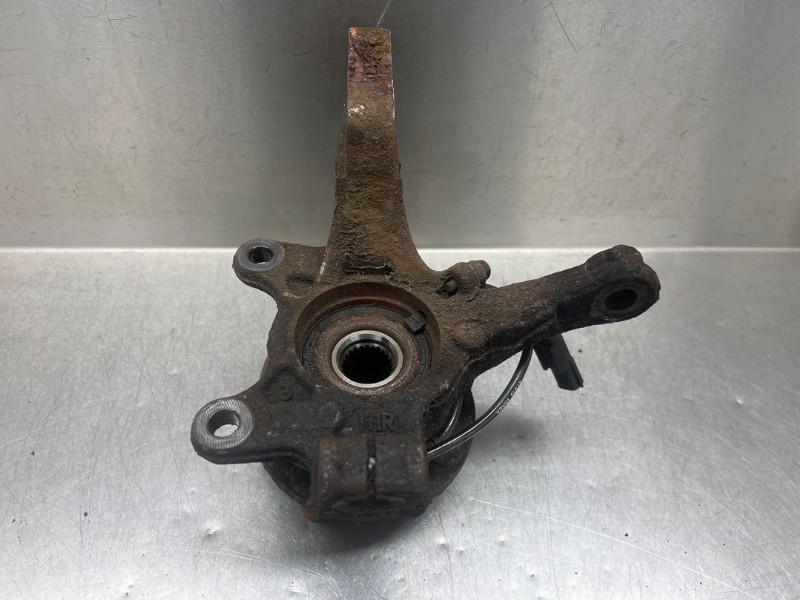 MOYEU DE ROUE AVANT Nissan Micra (K13) (01-2010/03-2017), Utilisé, Nissan