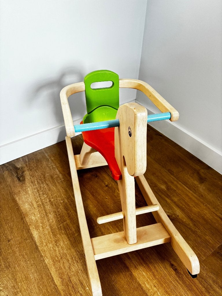 Cheval à bascule en bois, moderne, comme neuf, Enlèvement, Comme neuf, Jouet à Rouler ou à Bascule