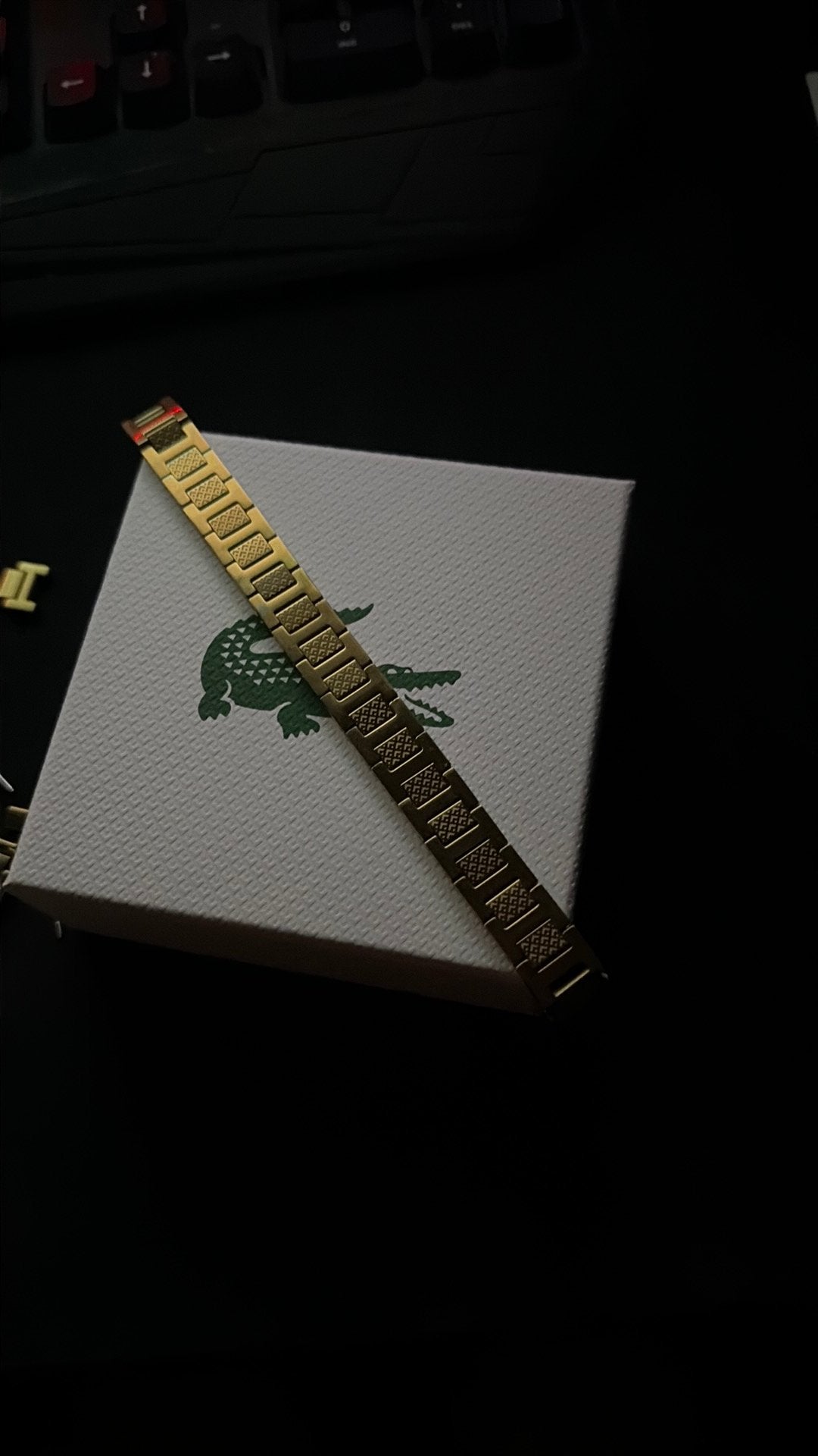 Bracelet Metropole Lacoste, Enlèvement, Comme neuf, Or, Or