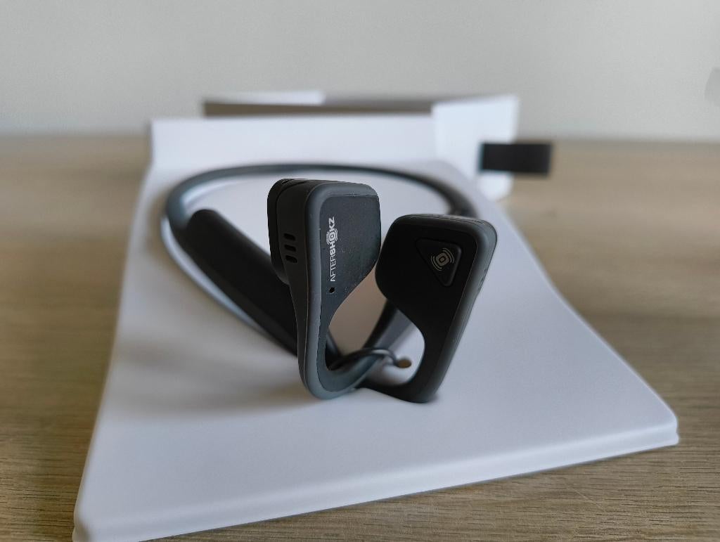 Aftershokz Titanium Slate Grey, Ophalen of Verzenden, Zo goed als nieuw