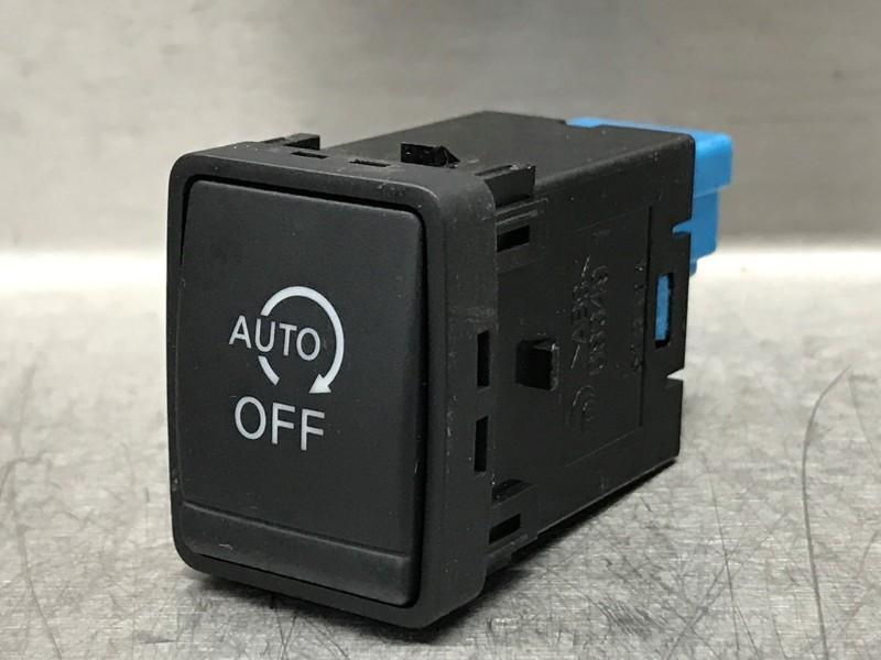 COMMUTATEUR DIVERS Nissan Qashqai (J11) (|083491|), Utilisé, Nissan