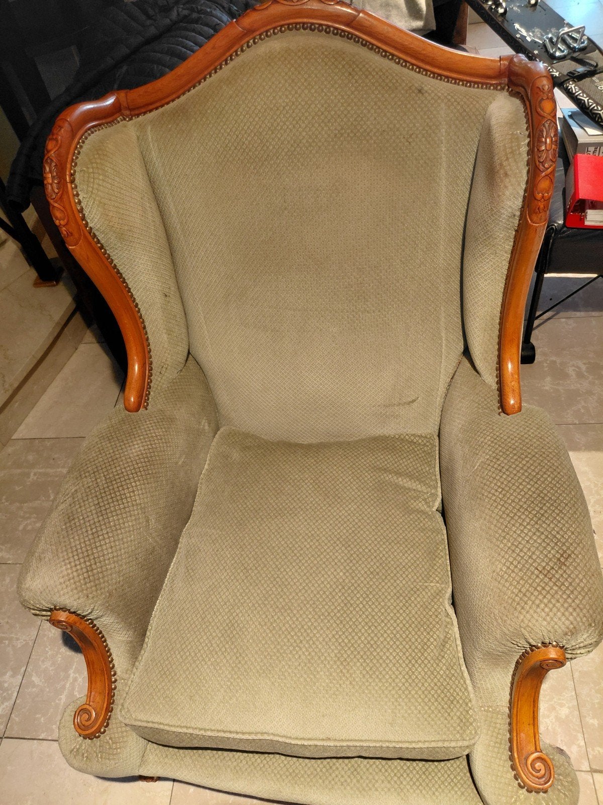 Bergère Louis XV, Enlèvement