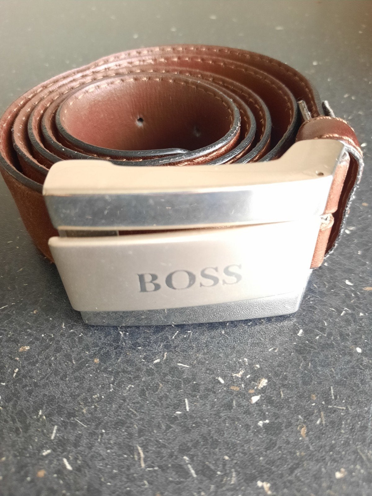 broekriem boss, Ophalen of Verzenden