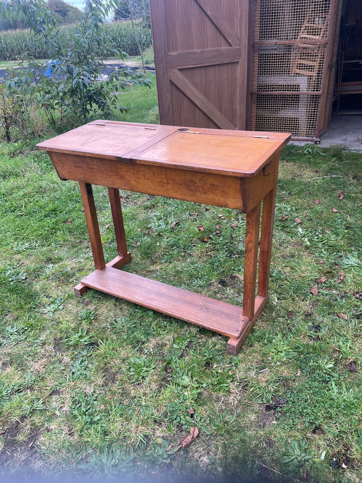 Pupitre brocante, Enlèvement