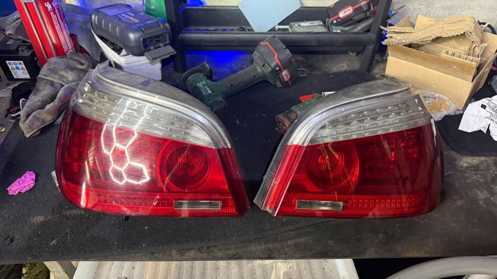 Bmw E60 lci achterlichten, Ophalen, BMW