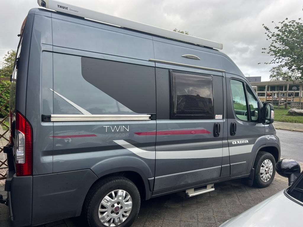 Campervan adria fiat ducato 150 pk . Exclusief model 5m, Caravans en Kamperen, Mobilhomes, Fiat, Douche, Particulier, Adria