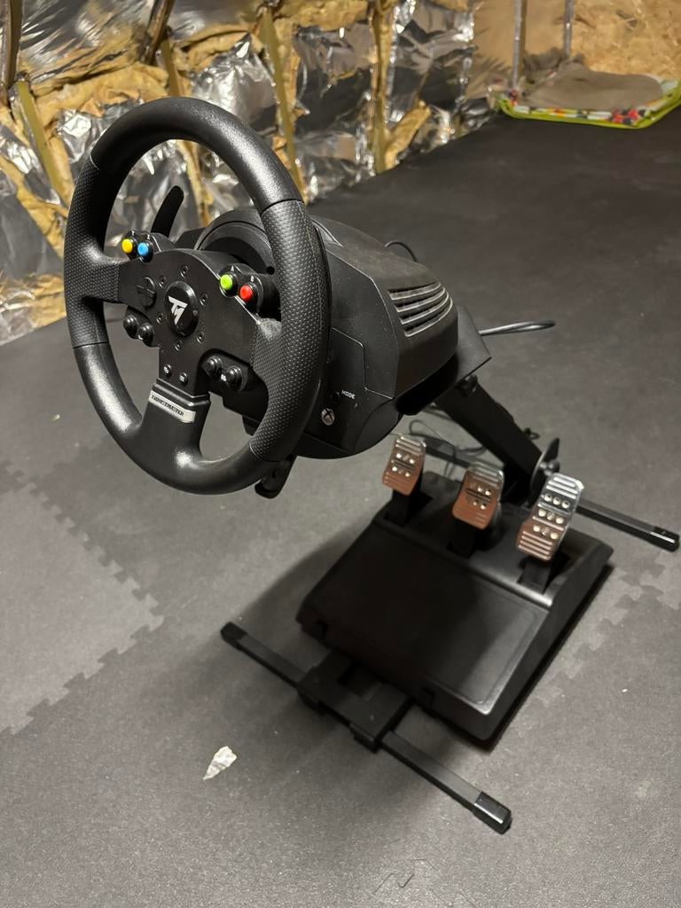 TRUSTMASTER racestuur + pedalen, Enlèvement, Utilisé, Xbox One