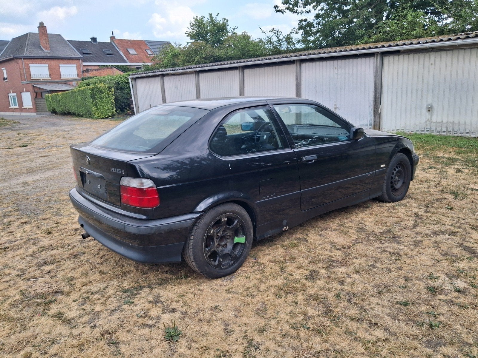 bmw e36 compact : moet weg wegens te veel, Auto's, Oldtimers, Bedrijf, Te koop, BMW