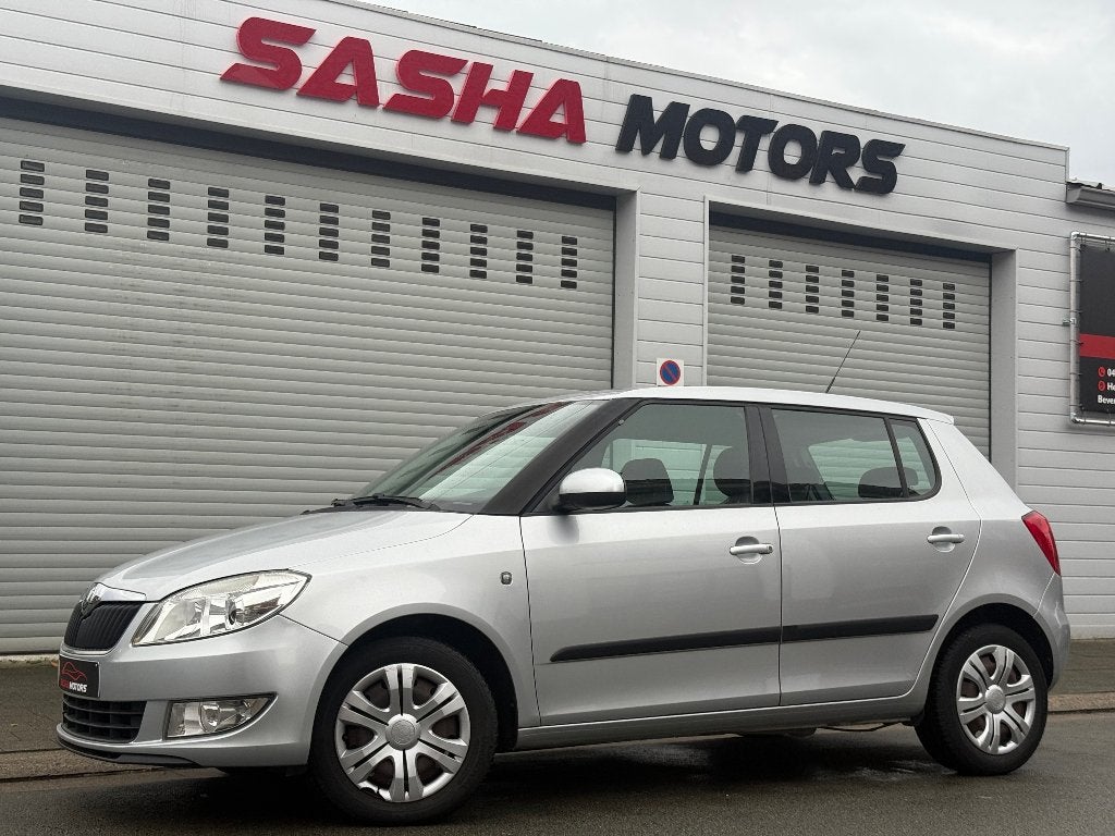 Skoda Fabia 1.2 TSi Benzine Automaat | Airco | 12MGarantie, Stof, Zwart, Bedrijf, 5 zetels