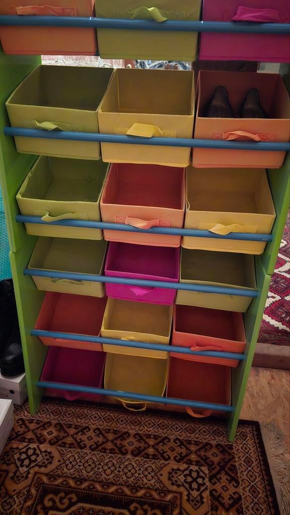 Kast met opvangbakjes, Kinderen en Baby's, Overige Kinderen en Baby's, Ophalen