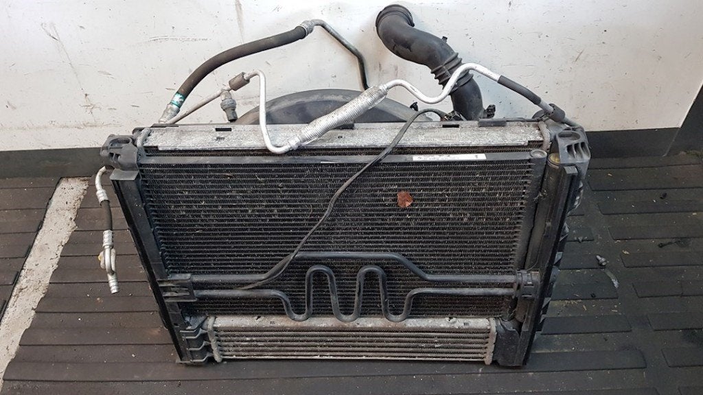 RADIATEUR COMPLEET BMW 3 serie Touring (E91), Auto-onderdelen, Gebruikt, BMW