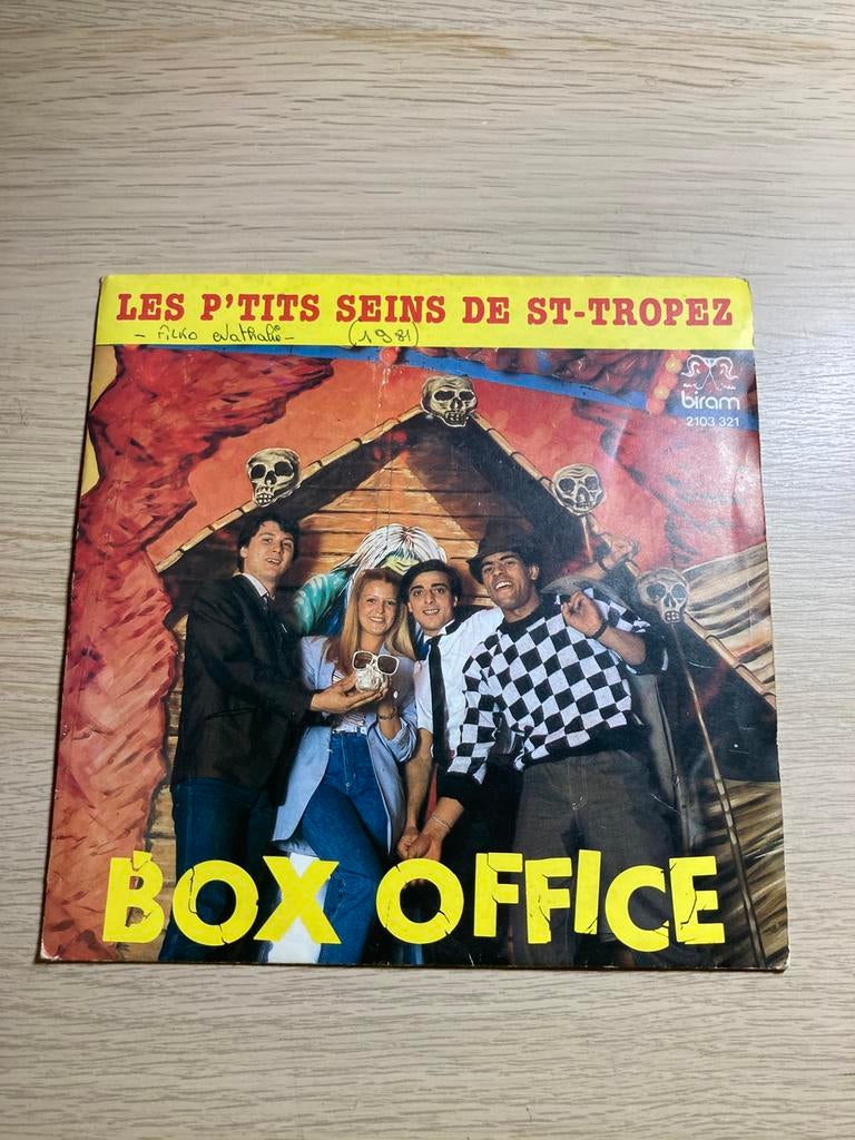 Box office -les p tits seins de st -tropez, Ophalen, Zo goed als nieuw