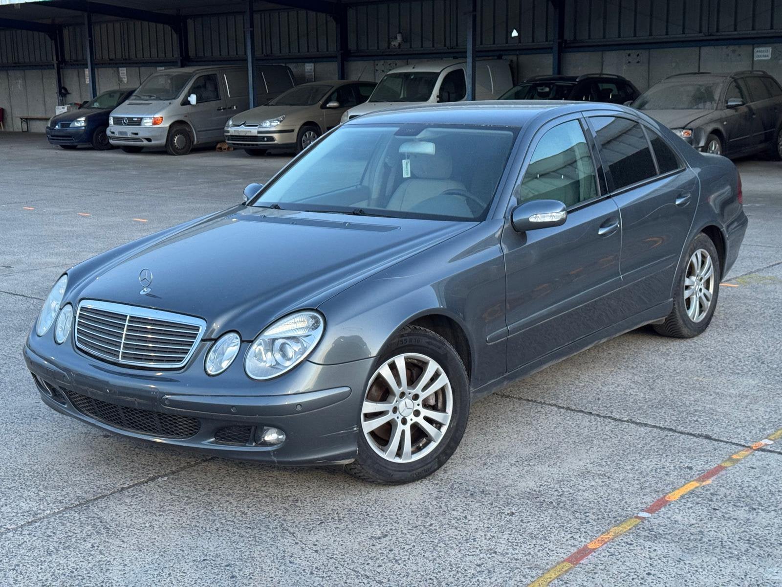 Mercedes E 220 CDI Automatique  en bon état général., Enlèvement