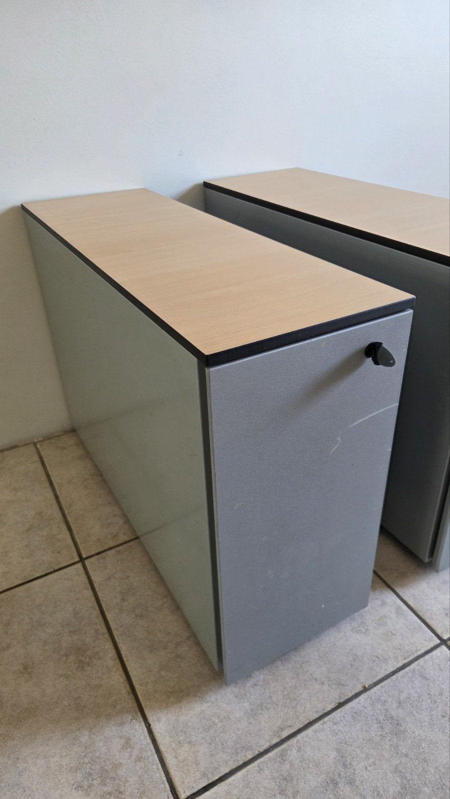2 dossierkasten op wieltjes, Enlèvement
