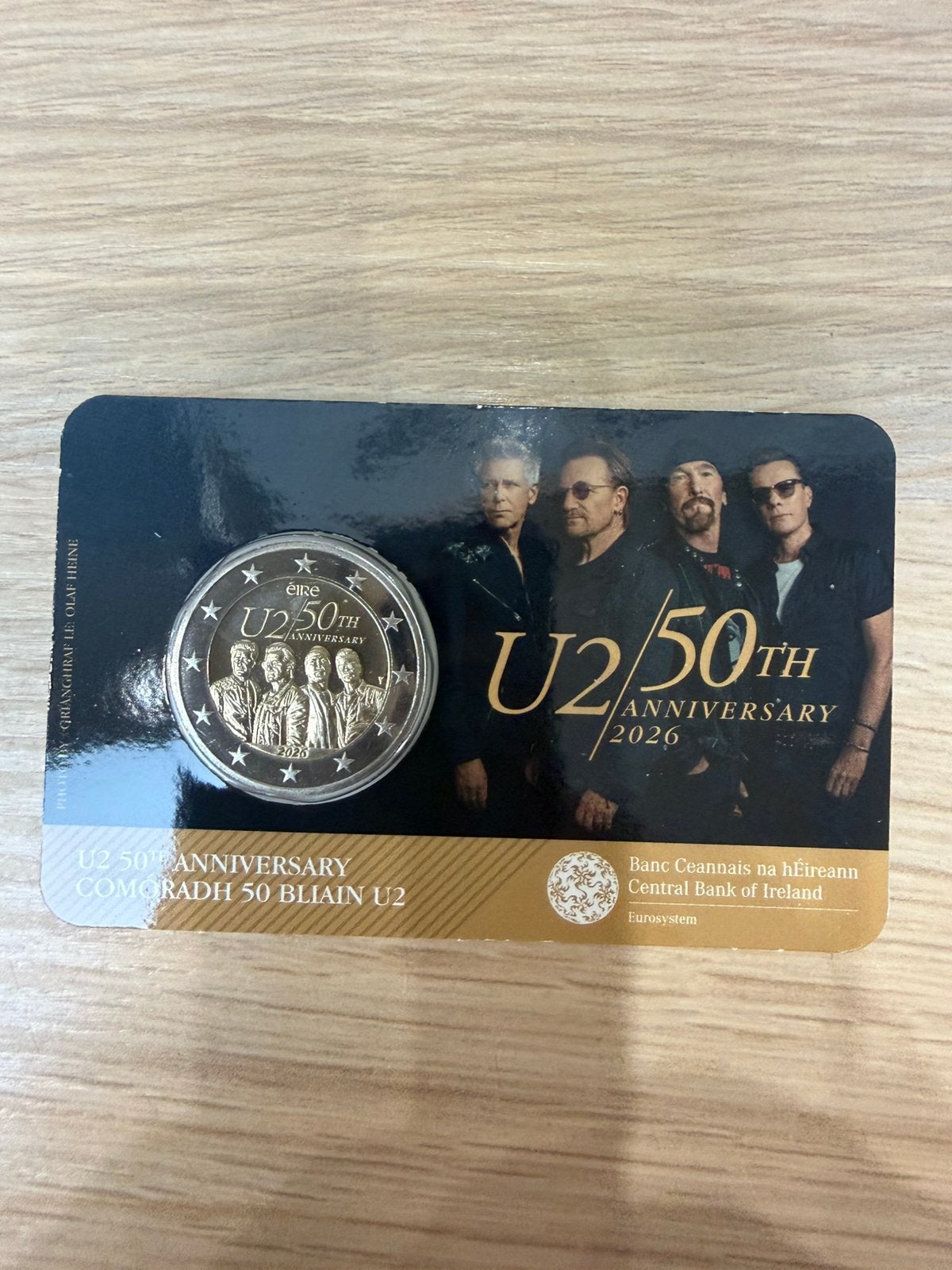 Carte-monnaie U2 irlandaise de 2 euros, Timbres & Monnaies, Enlèvement ou Envoi, Irlande, 2 euros