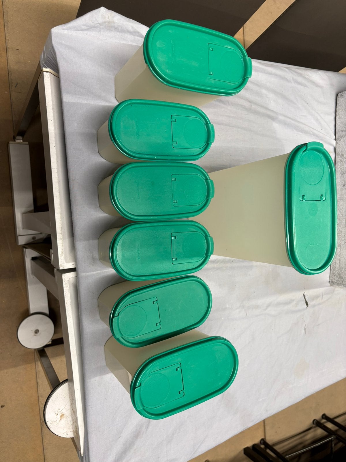 Tupperware bewaar dozen 7 stuks, Ophalen, Zo goed als nieuw