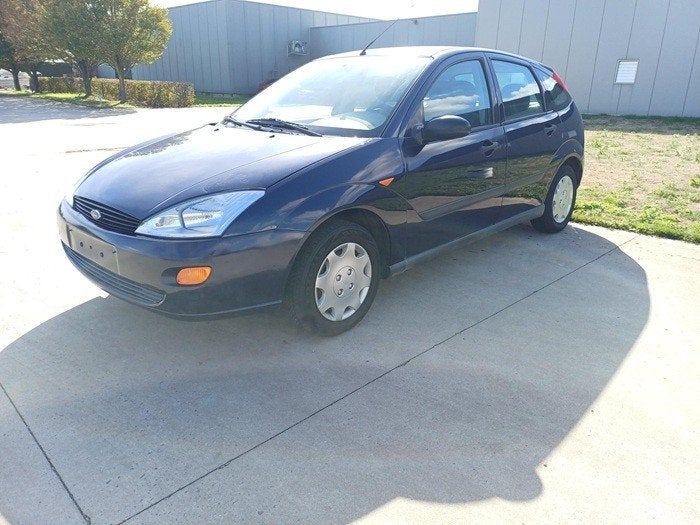 Ford Focus 1.4i essence 147 000 km+carpass CT ok, Autos, Focus, Achat, Particulier, 55 kW