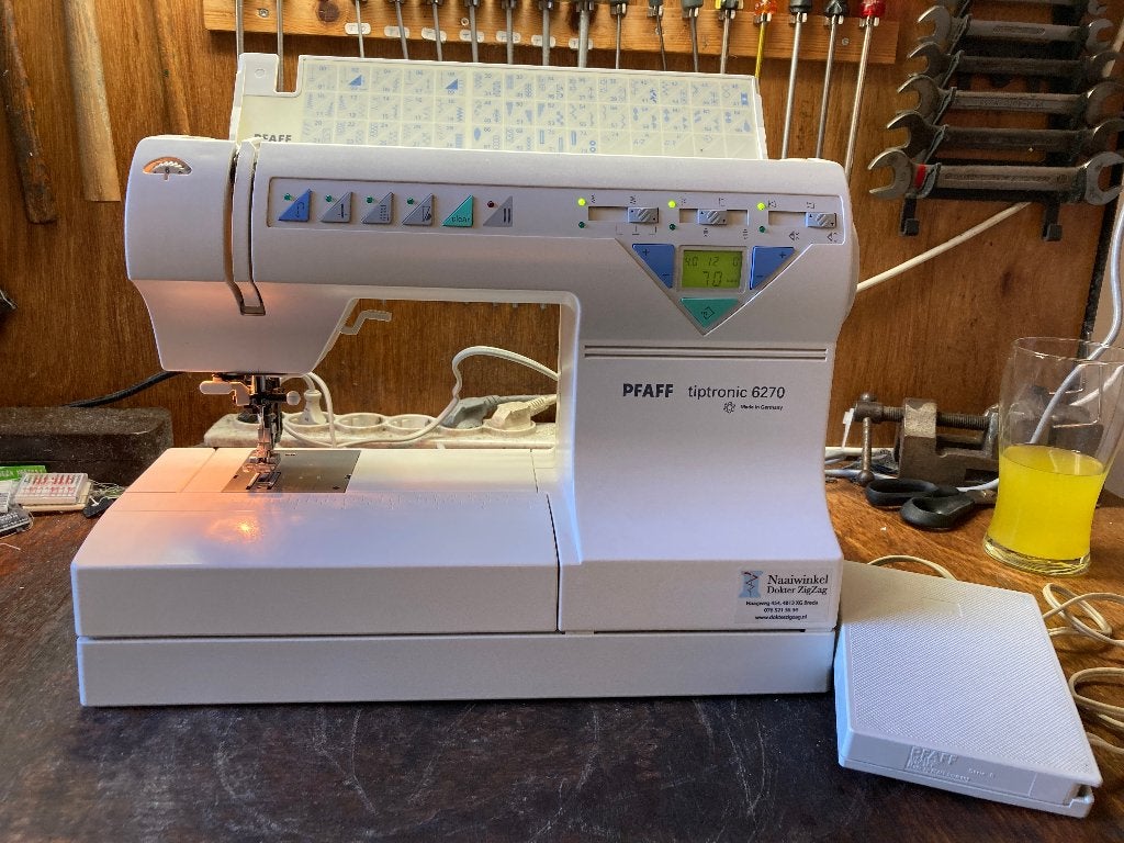 Pfaff tiptronic 7260 - luxe machine met boventransport (idt), Hobby en Vrije tijd, Ophalen of Verzenden, Zo goed als nieuw, Naaimachine
