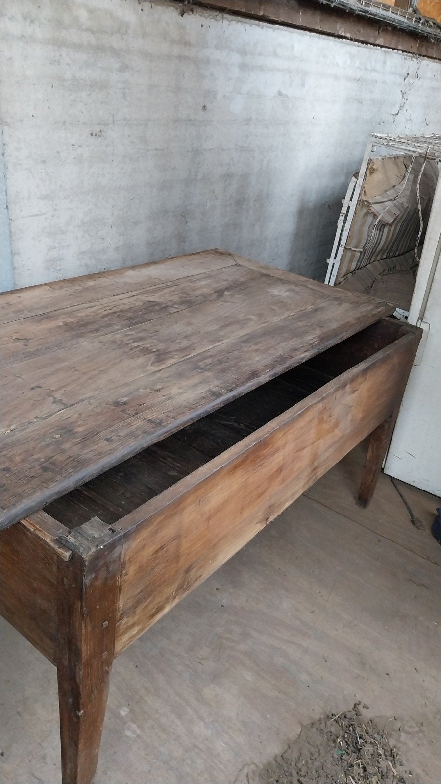 Mobilier, Enlèvement