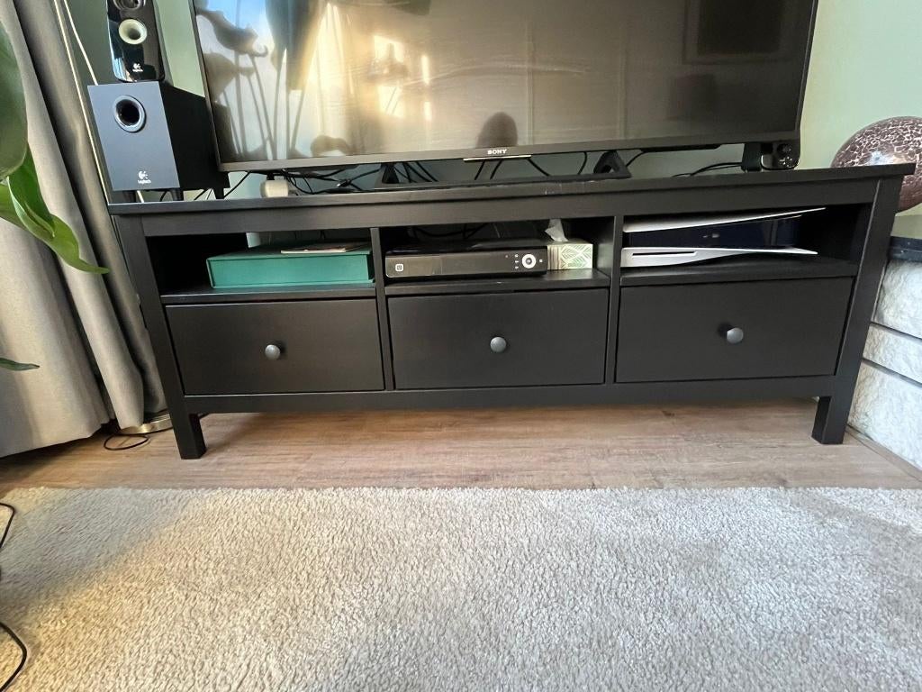 TV-kast Hemnes (IKEA) te koop, 25 à 50 cm, Moins de 100 cm, Comme neuf, 100 à 150 cm