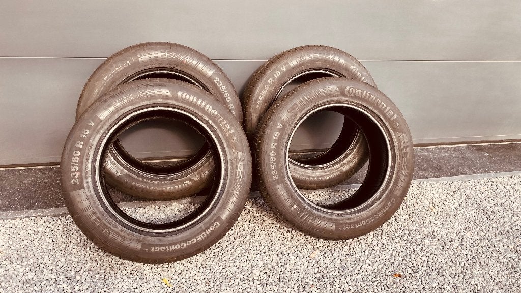 Te koop 4X zomerbanden Continental 100% profiel, Ophalen, 18 inch, Nieuw, 235 mm