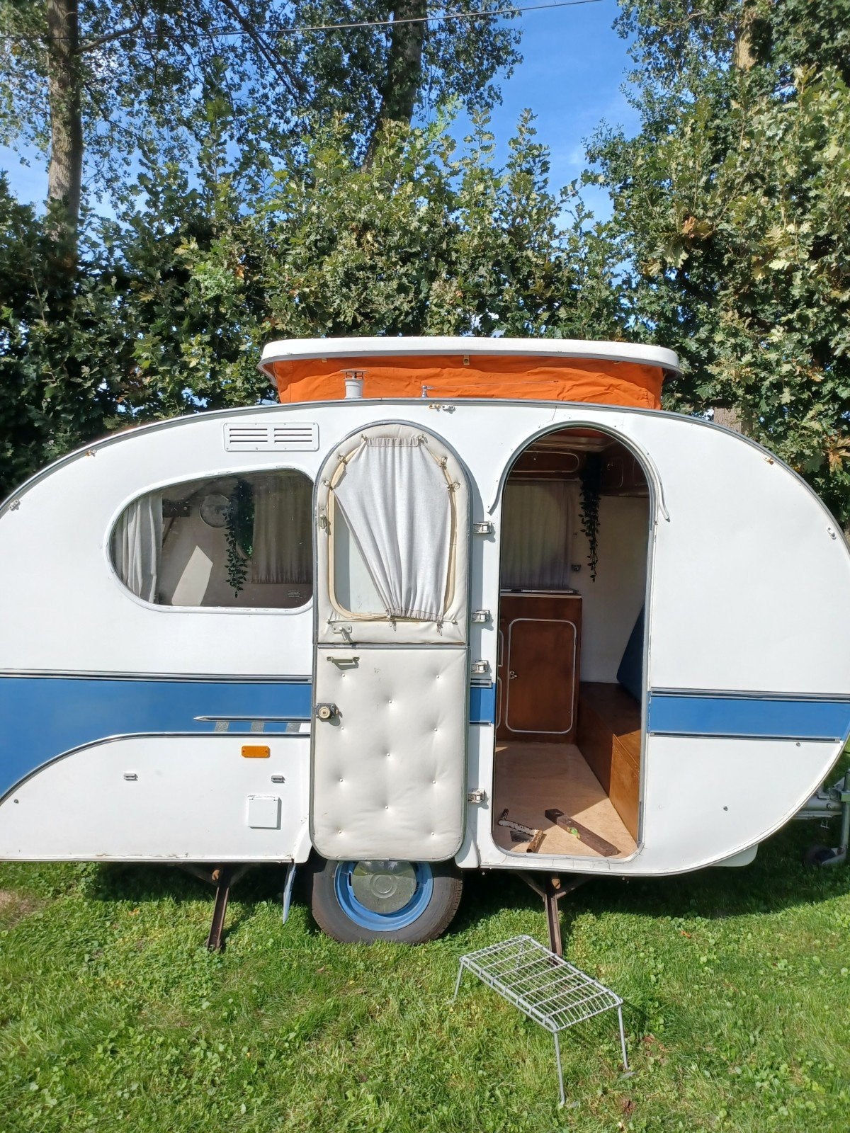 yvonne  mostard, Caravans en Kamperen, Particulier, Luifel