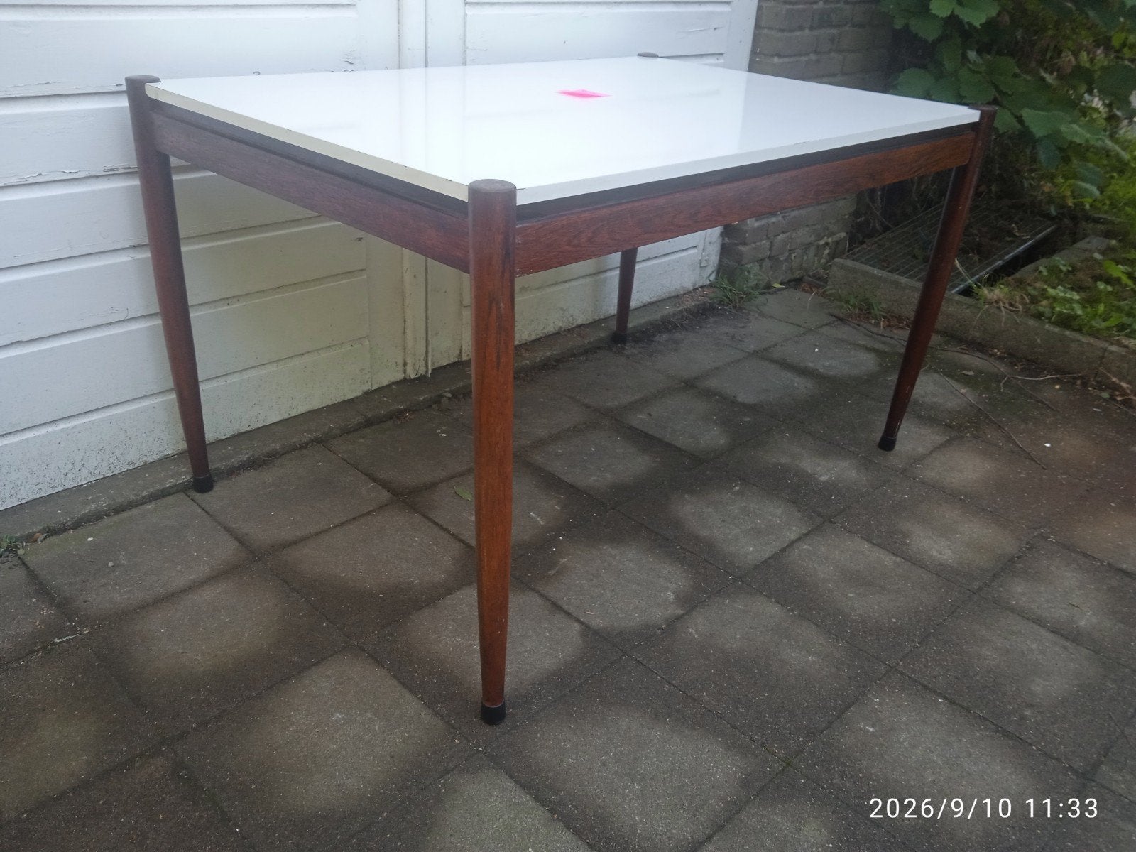 Table One of all things de Cees Braakman pour Pastoe, Enlèvement