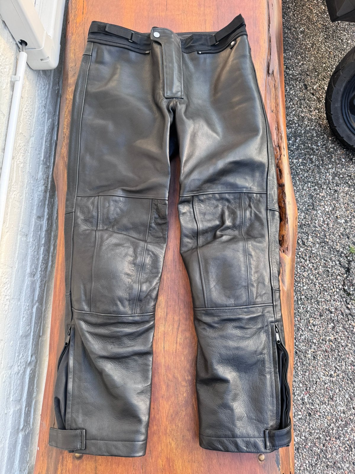BMW Motorrad leren motorbroek (Atlantis 4) Gore-Tex maat 56, Motoren, Kleding | Motorkleding, Ophalen of Verzenden