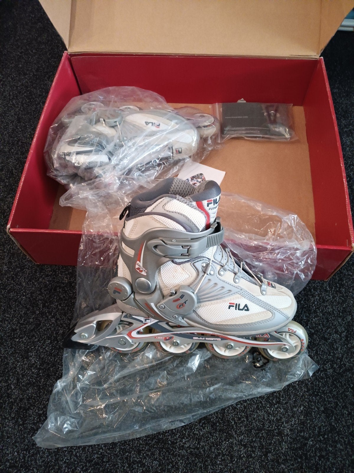 inline skates fila (maat 38,5) Nieuw !!!, Sport en Fitness, Skeelers, Overige merken, Dames, Nieuw, Ophalen of Verzenden