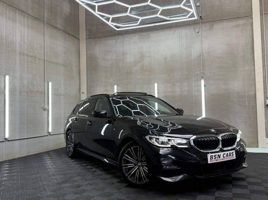 BMW 330i/MPACK/PANO/HEADUP/MEMORY/ACC/CAMERA/GARANTIE, Auto's, Automaat, Achterwielaandrijving, Zwart, Leder