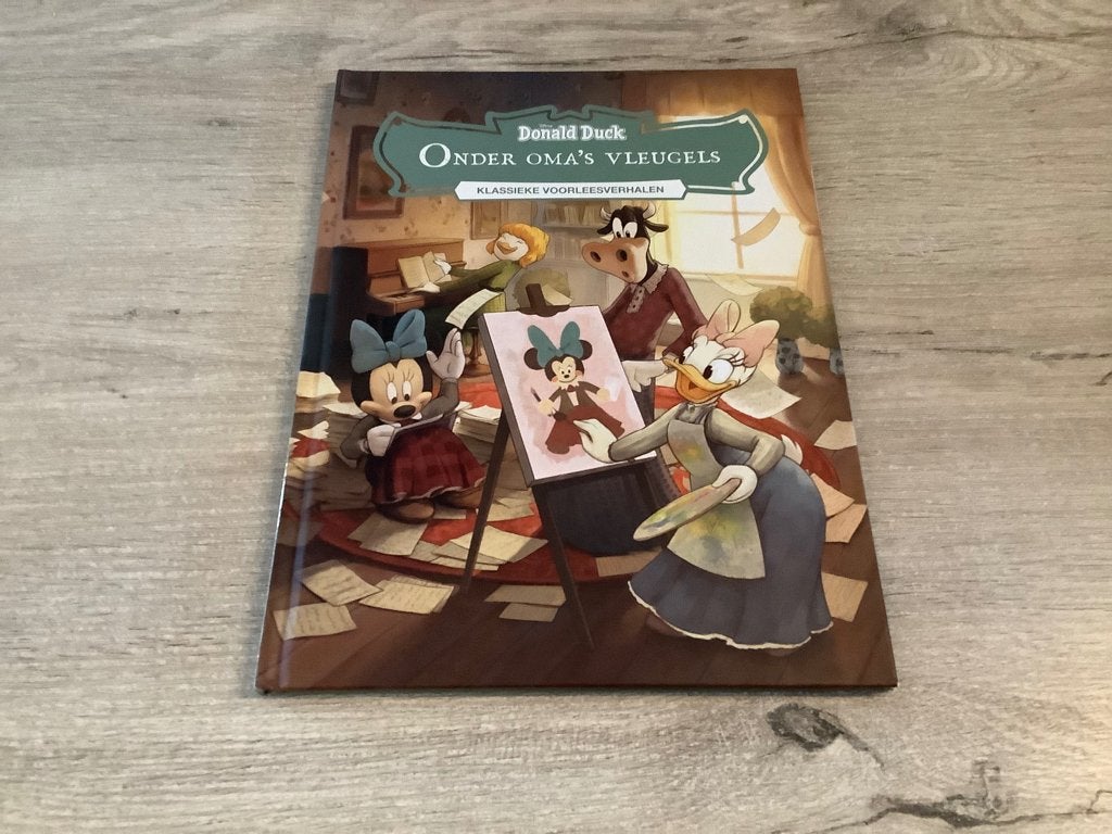 Donald Duck onder oma's vleugels voorleesboek (2022), Boeken, Jongen of Meisje, Ophalen of Verzenden, Zo goed als nieuw, Voorleesboek