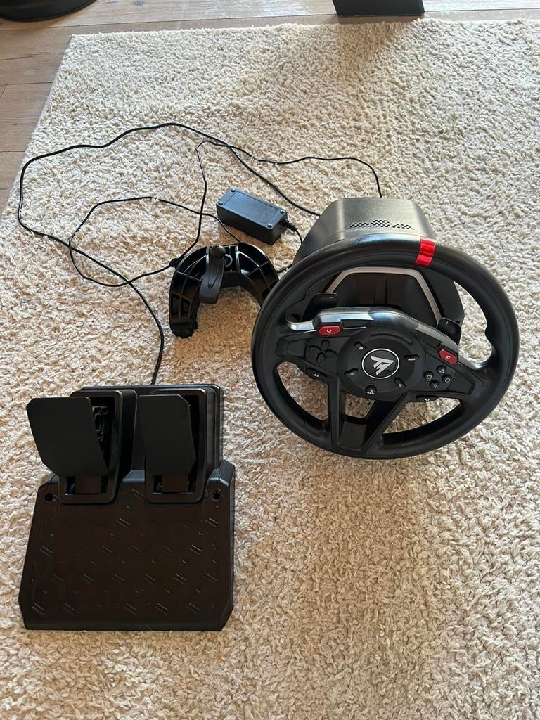 ThrustmasterT128ForceFeedbackracestuurmet magnetischepedalen, Ophalen, Zo goed als nieuw, Stuur of Pedalen, PlayStation 4
