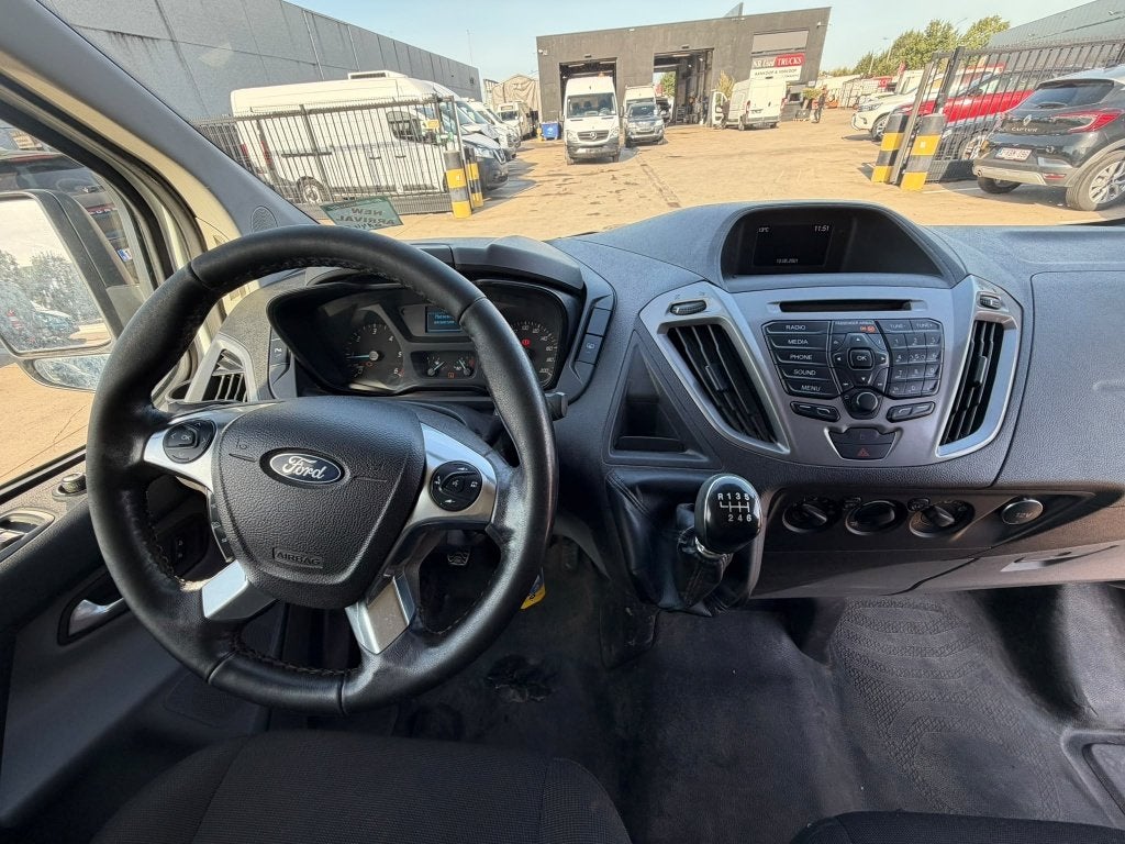 Ford Transit Custom (Stock ID 01445) — 19