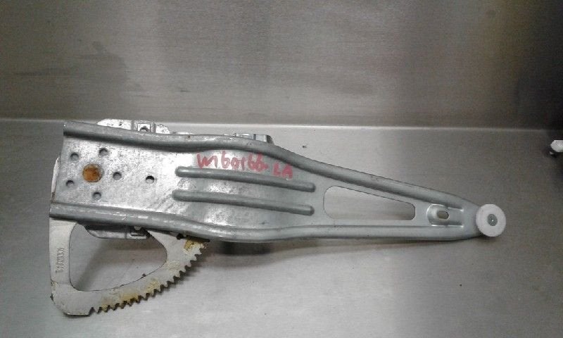 RAAMMECHANIEK LINKS ACHTER Toyota Yaris II (P9), Gebruikt, Toyota