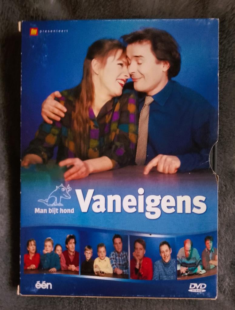 vaneigens man bijt hond 2005, Cd's en Dvd's, Ophalen, Zo goed als nieuw, Tv-programma of Sketches