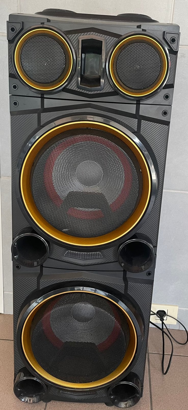 Disparu de toute urgence ! 90€ à l'extérieur, c'est perdu !, TV, Hi-fi & Vidéo, Enlèvement, Comme neuf