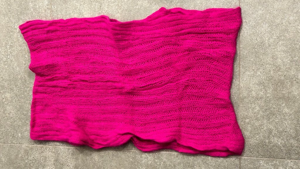 Fuchsia snood sjaal, Ophalen of Verzenden, Gedragen, Sjaal