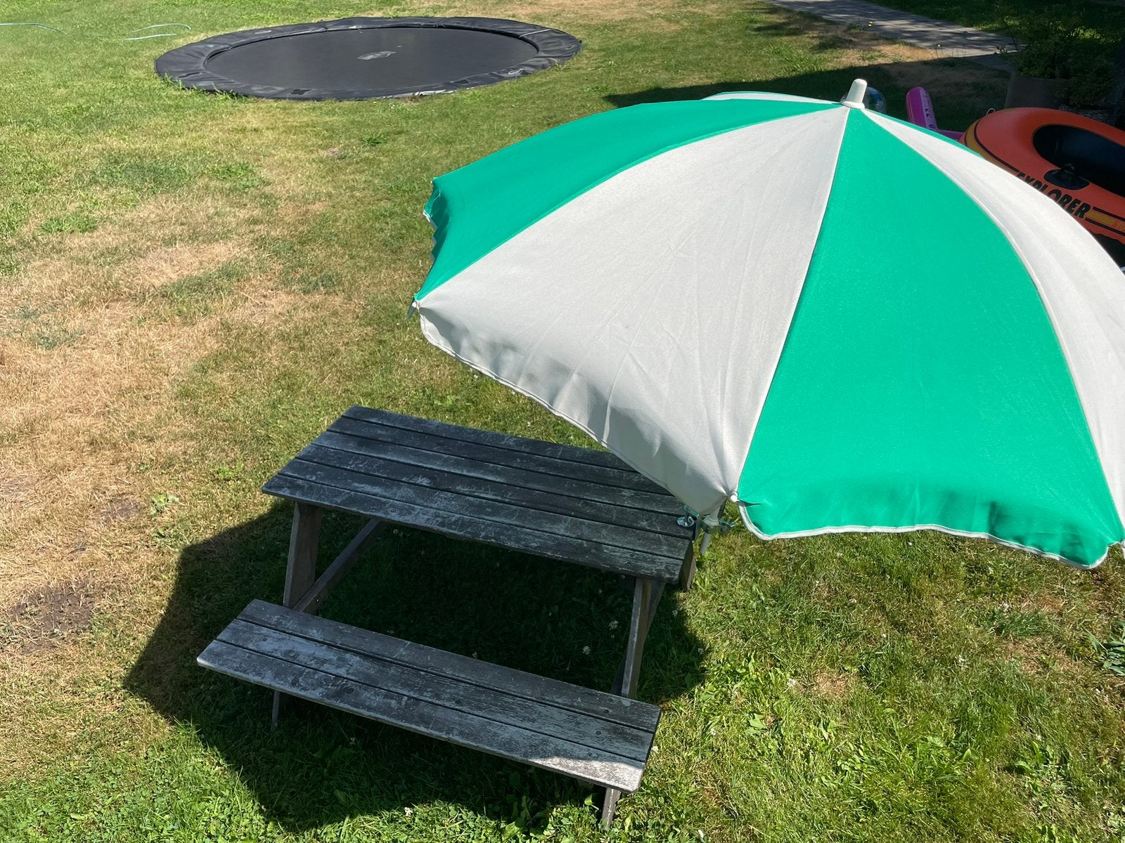 Houten picknicktafel voor kinderen met parasol, Ophalen, Gebruikt