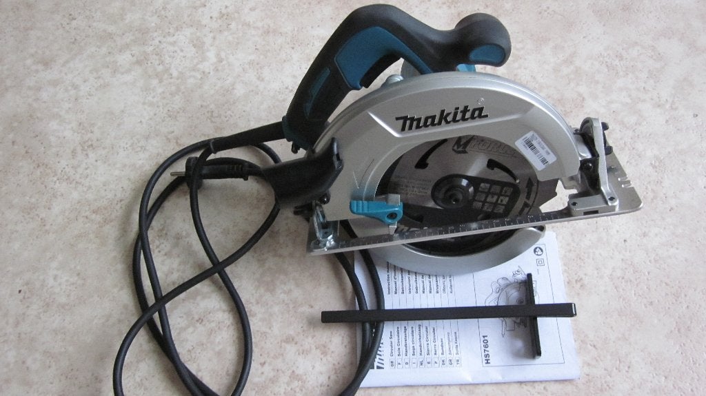 Zaagmaschine Makita, Doe-het-zelf en Bouw, Gereedschap | Zaagmachines, Zo goed als nieuw, Ophalen