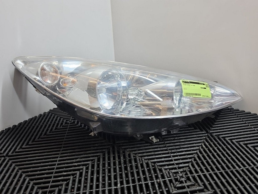 KOPLAMP RECHTS Peugeot 308 (4A / C) (|1627682080|6206F5|), Kontakt-peugeot@peugeot.com, Gebruikt, Peugeot Deutschland GmbH, Bahnhofsplatz
65423  Rüsselsheim, DE