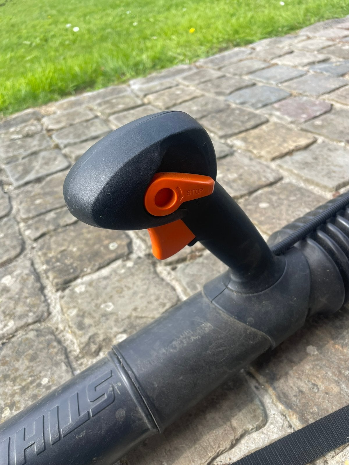 Stihl bladblazer, Tuin en Terras, Ophalen, Gebruikt, Benzine, Ruggedragen