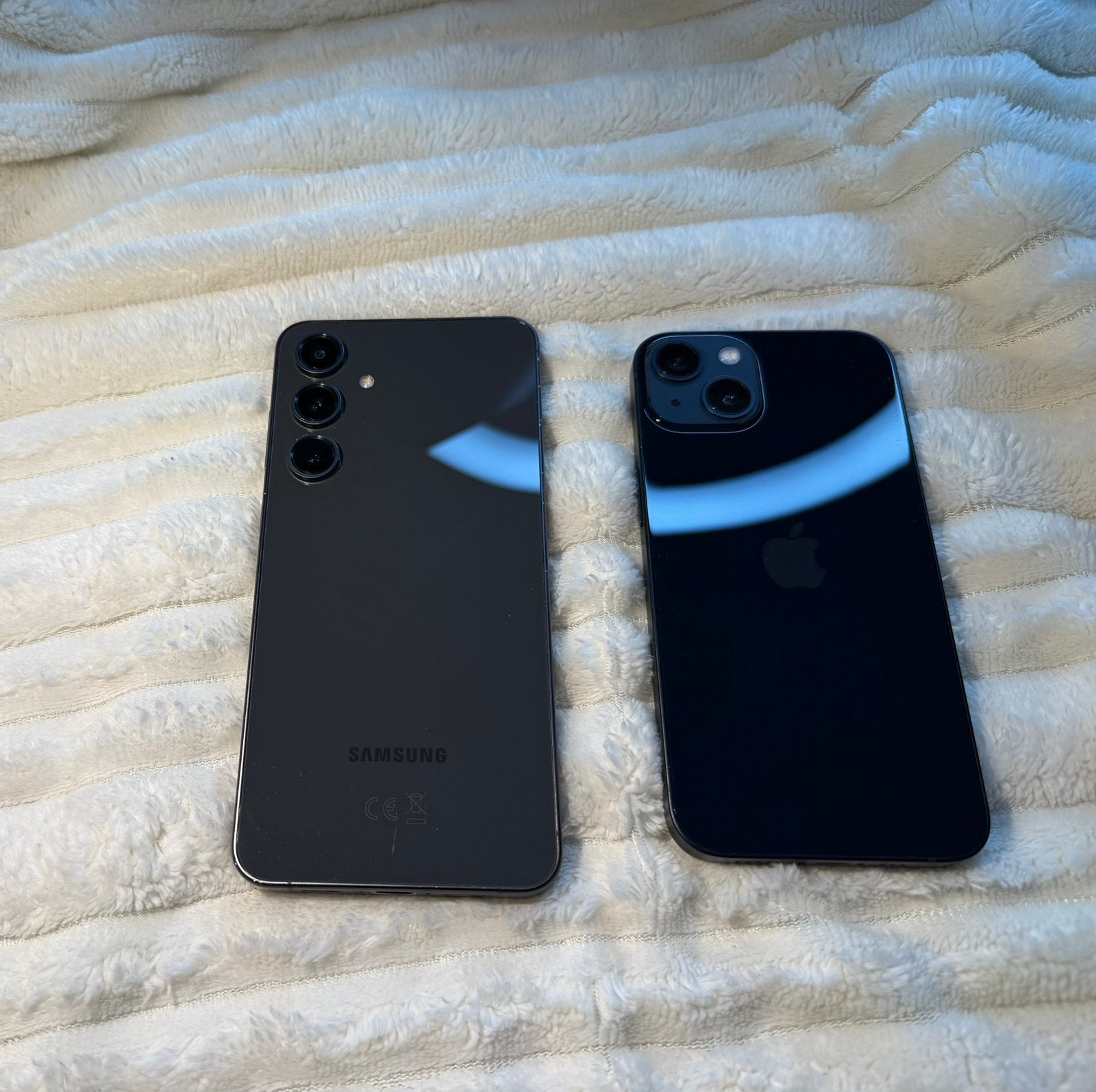 iPhone 13 128 Go et Samsung S24 FE 256 Go, Enlèvement, Comme neuf