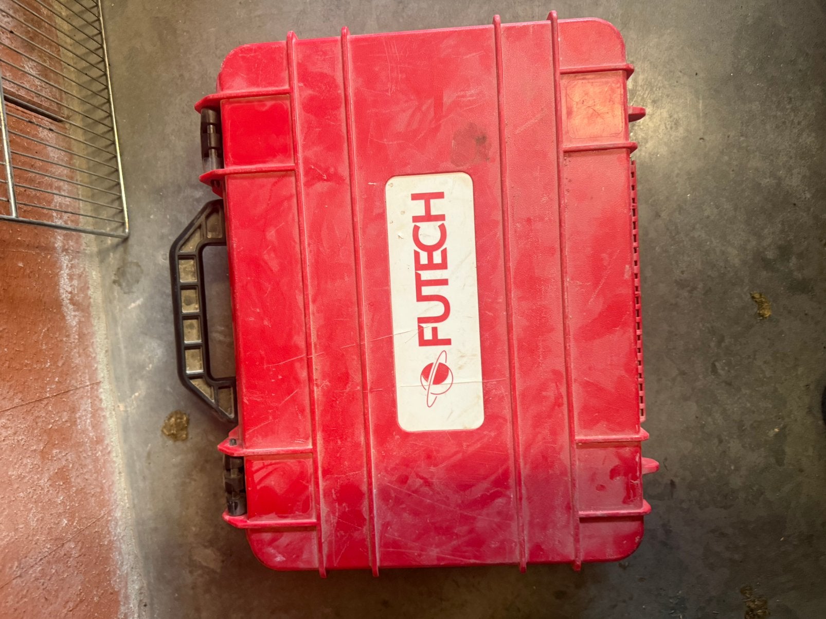 Laser Futech, Enlèvement, Utilisé