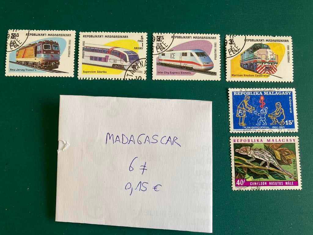Lot postzegels Madagascar, Ophalen of Verzenden, Gestempeld