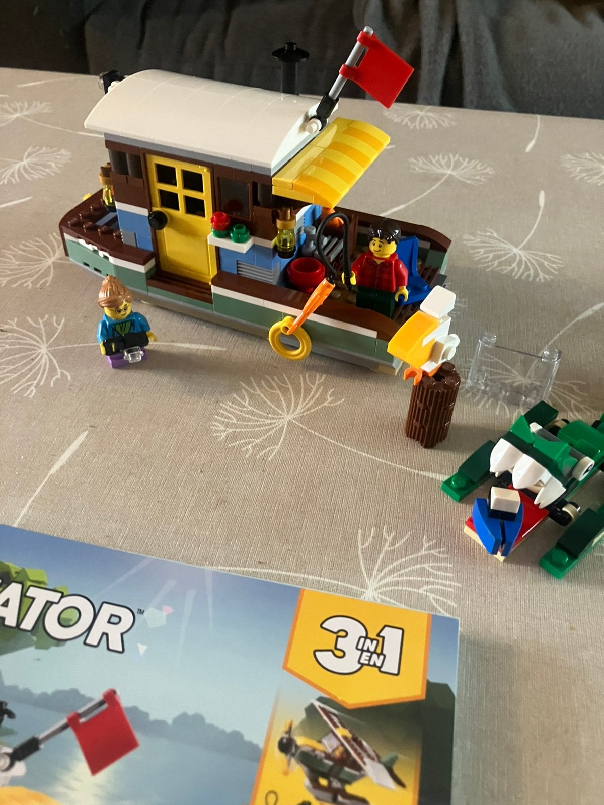 Lego creator 31093 riverside houseboat, Ophalen, Zo goed als nieuw, Lego, Creator