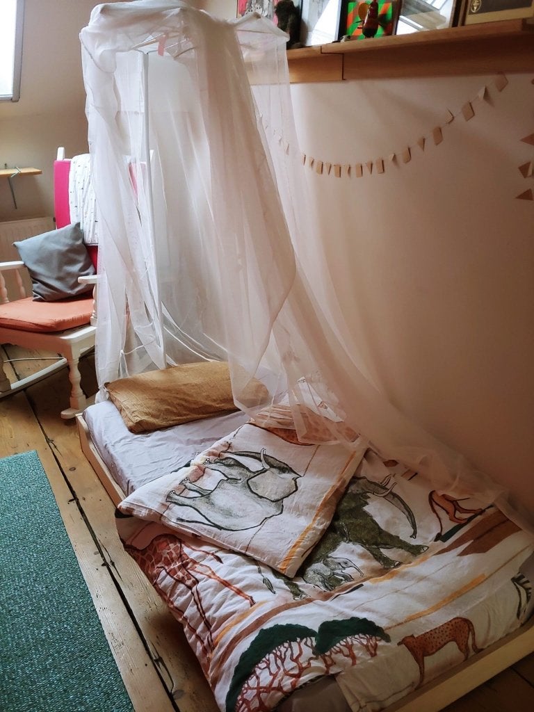 Kinderbed in dennenhout 165X85cm, Enfants & Bébés, Sommier à lattes, 70 à 85 cm, Enlèvement, Utilisé