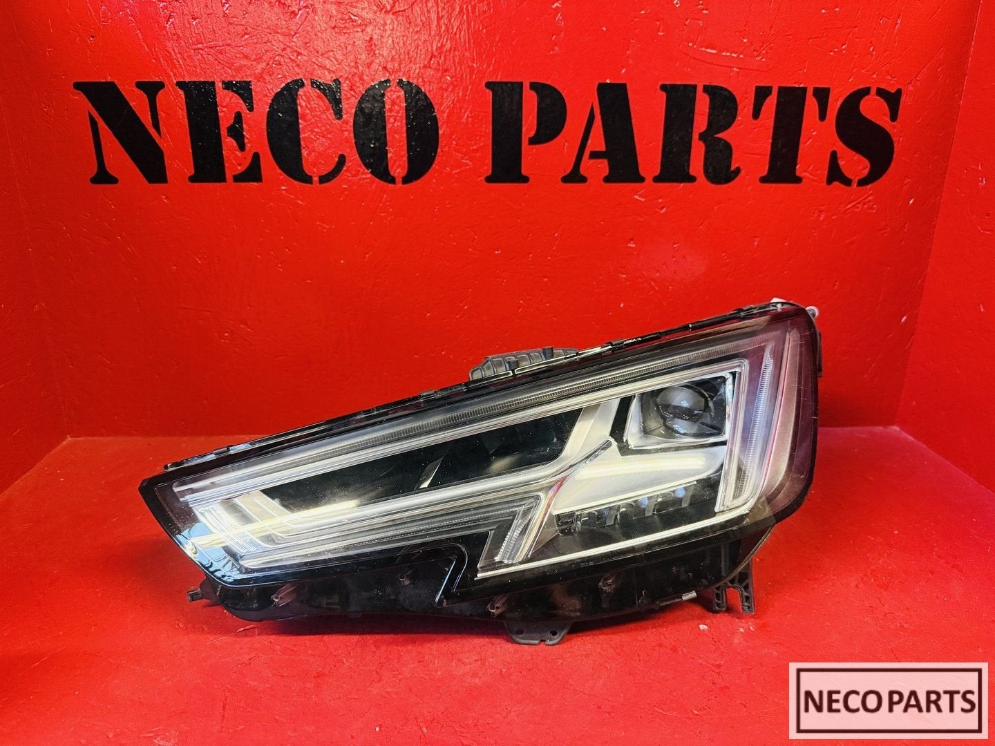 AUDI A4 8W B9 FULL LED KOPLAMP ORIGINEEL 8W0941033, Gebruikt, -, -, -