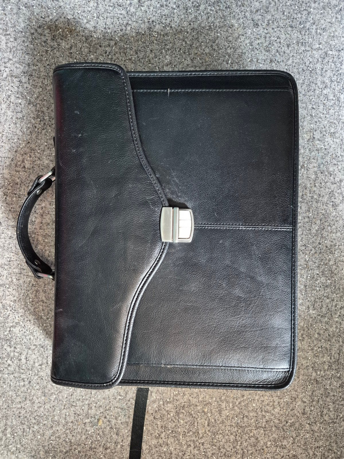laptoptas, leer, zo goed als nieuw, Ophalen of Verzenden, Zo goed als nieuw, Gevoerd laptopvak